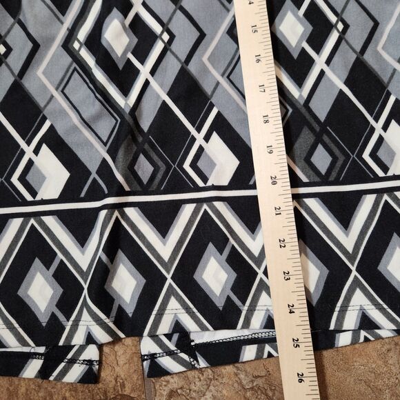 NYCC Skirt | Women’s Large | New with Tags | Stretch Blend - Picture 5 of 6